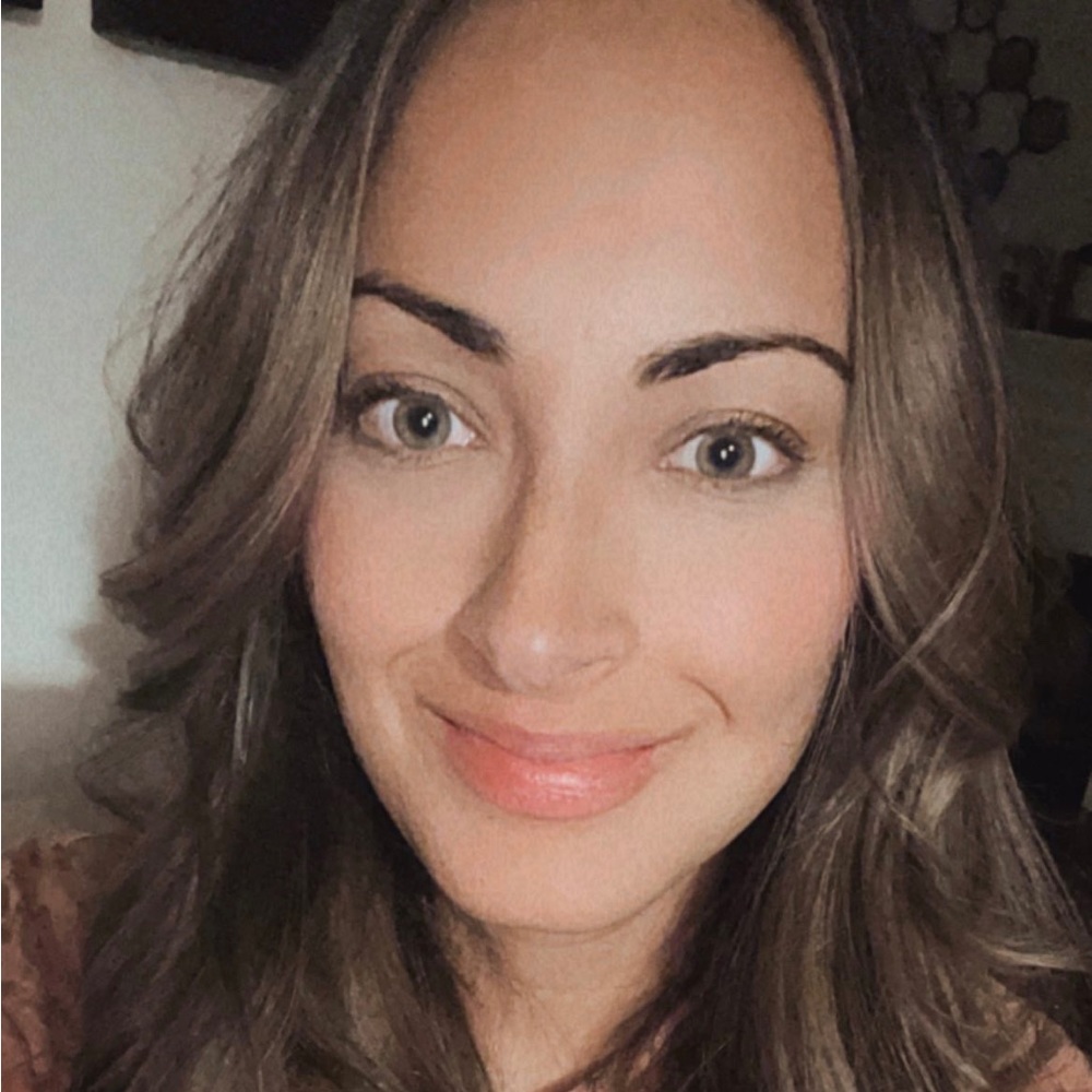 Meet your Posher, Tiffany